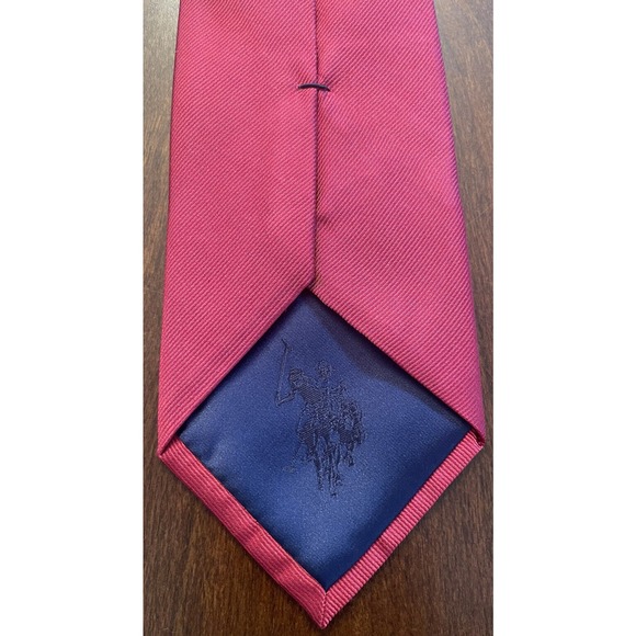 U.s Polo Assn. Solid Red 100% Silk Men’s Neck Tie - Picture 5 of 7